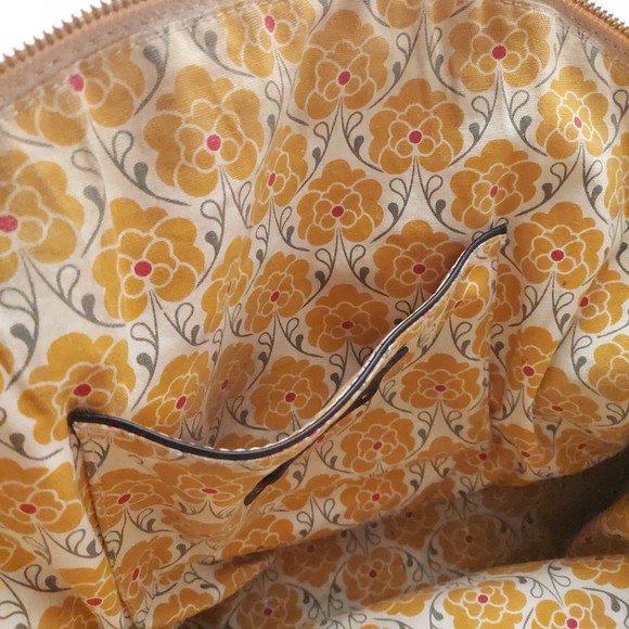 Emma Fox Tan and Black Leather Weekender Bag - Picture 7 of 16